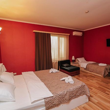 Hotel Darchi Tbilisi Buitenkant foto