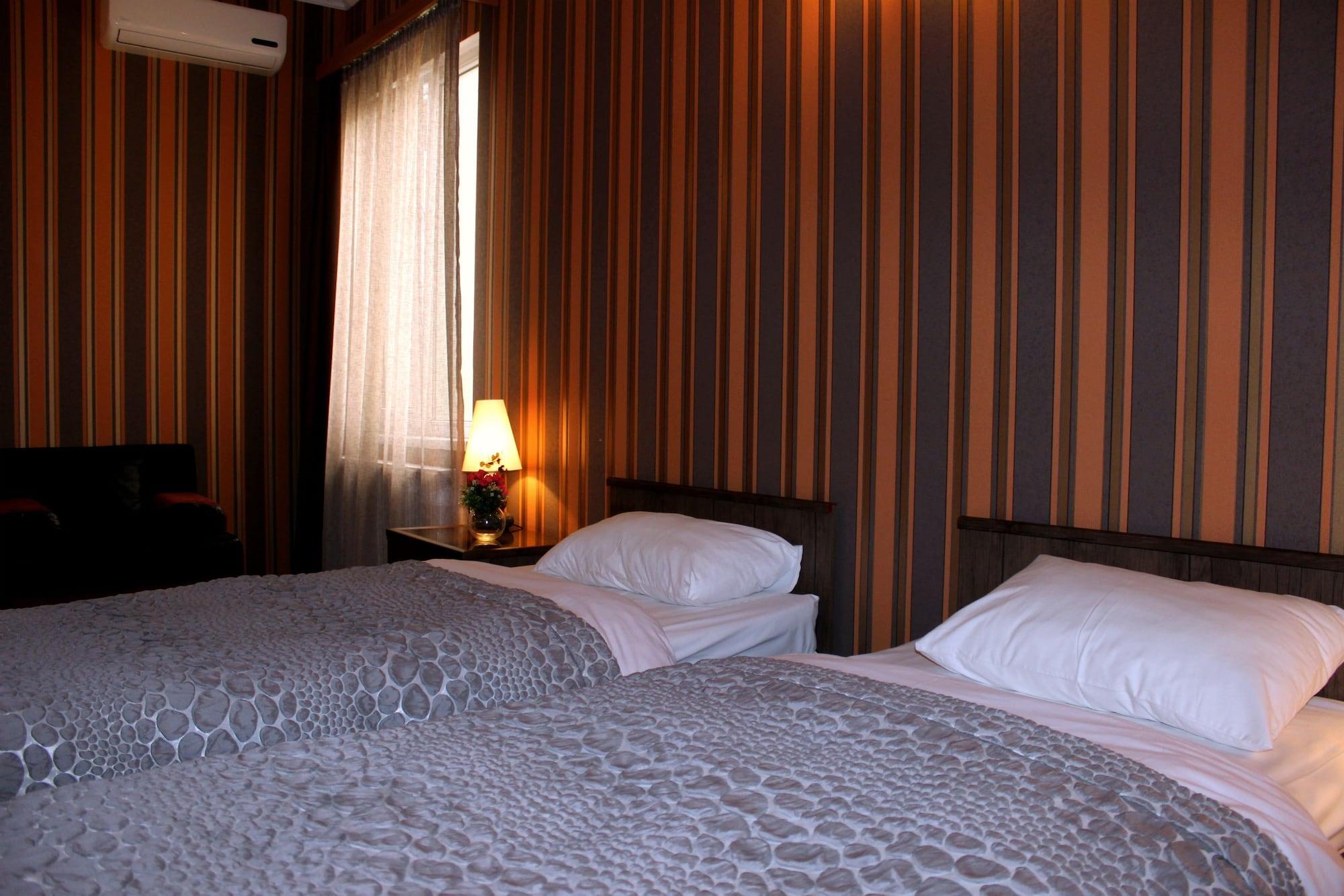 Hotel Darchi Tbilisi Buitenkant foto
