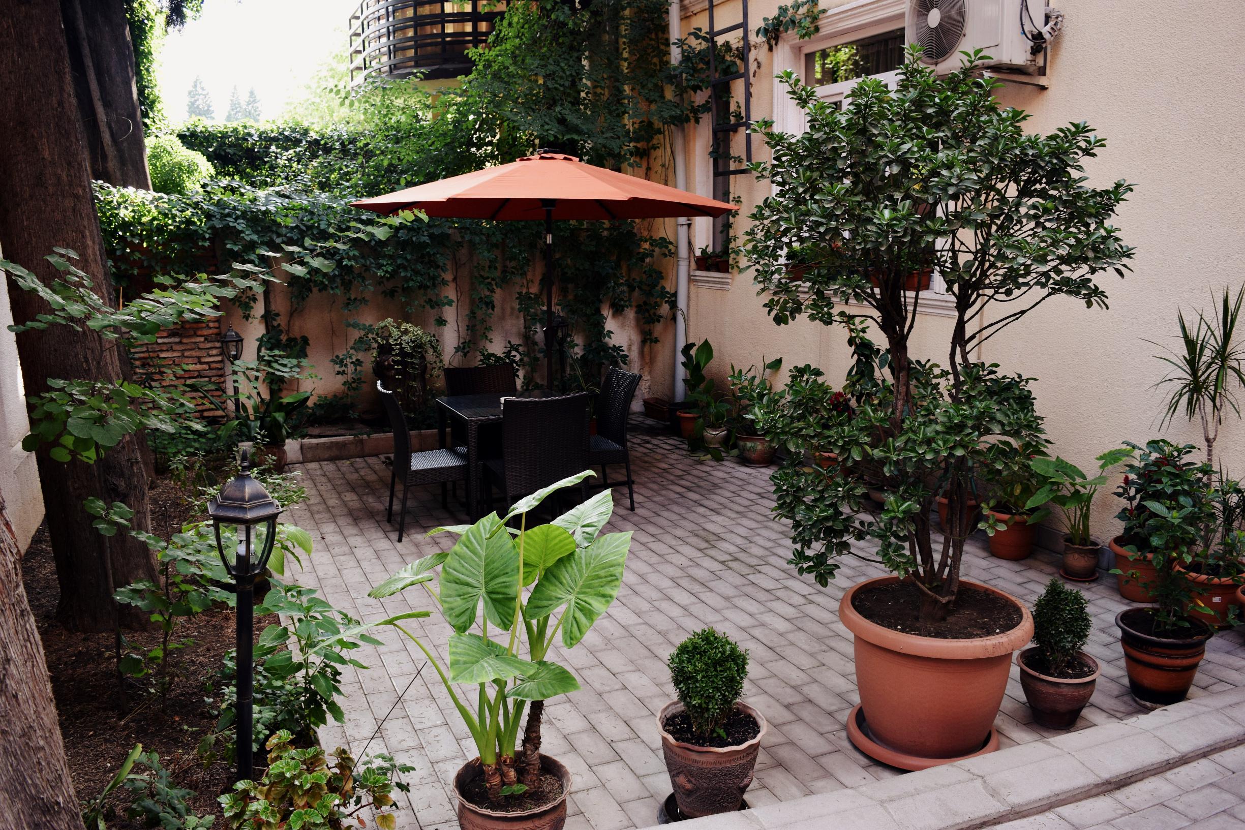 Hotel Darchi Tbilisi Buitenkant foto