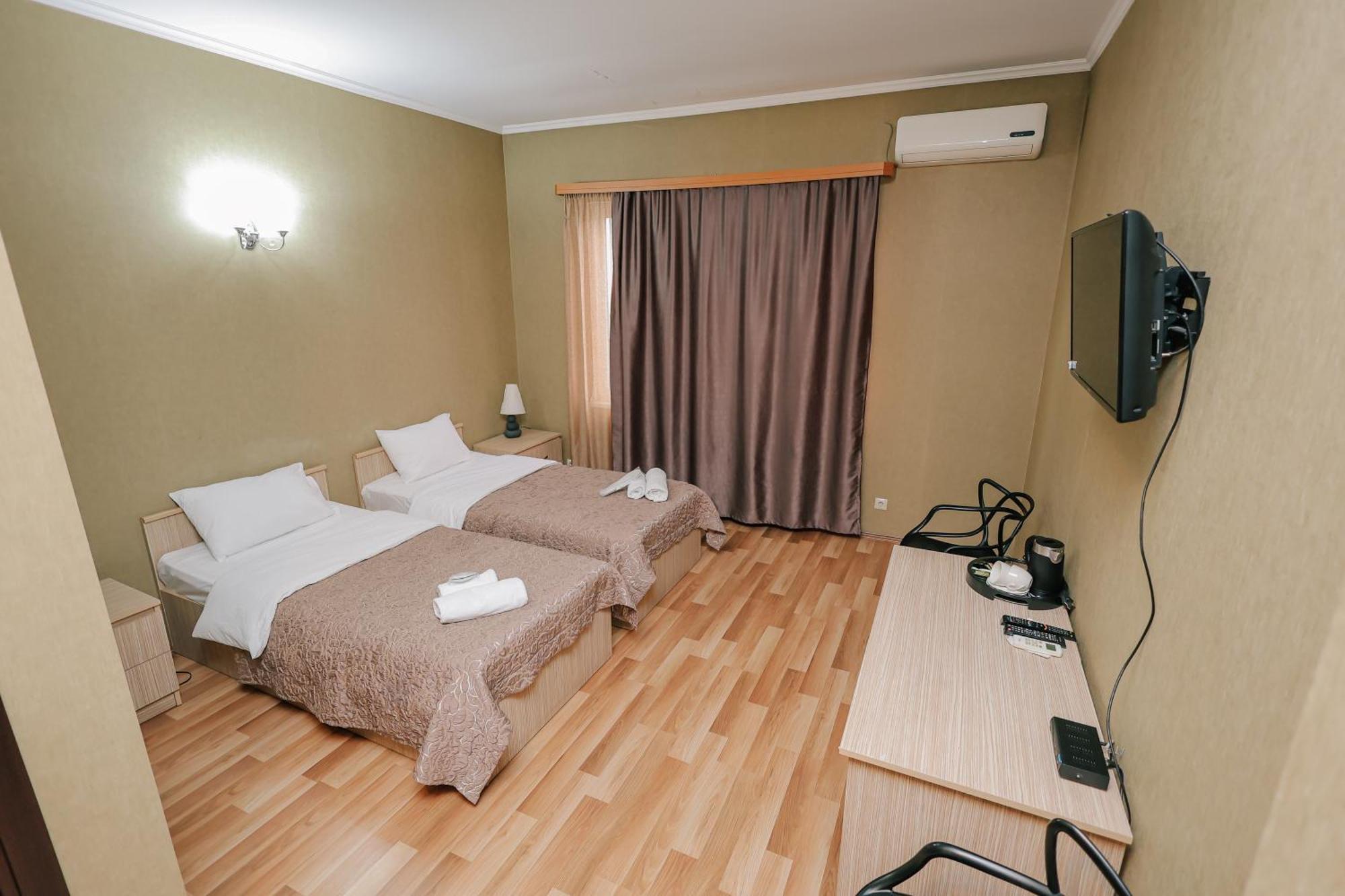 Hotel Darchi Tbilisi Buitenkant foto
