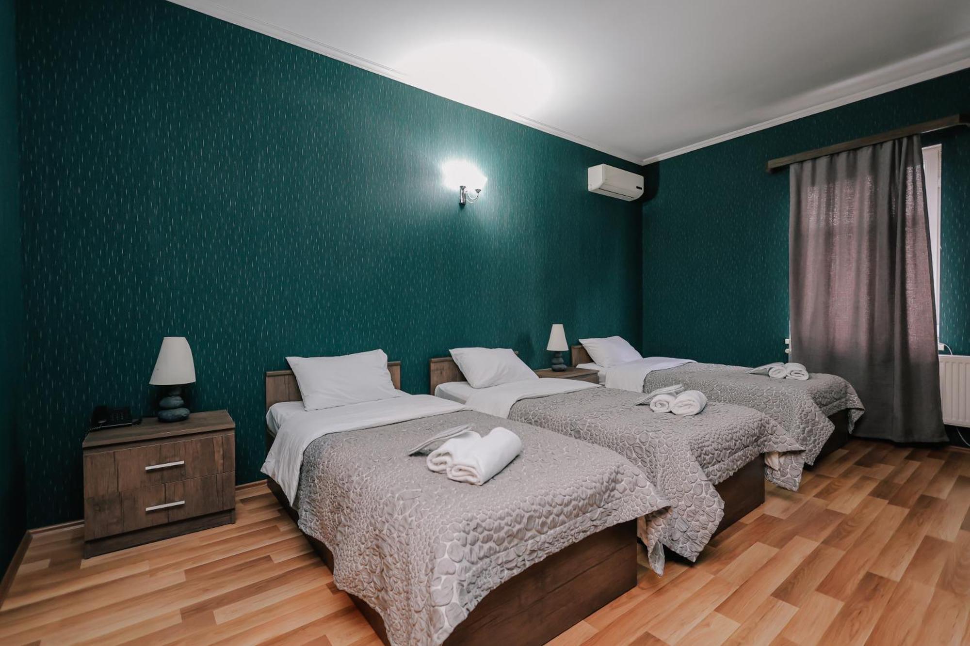 Hotel Darchi Tbilisi Buitenkant foto