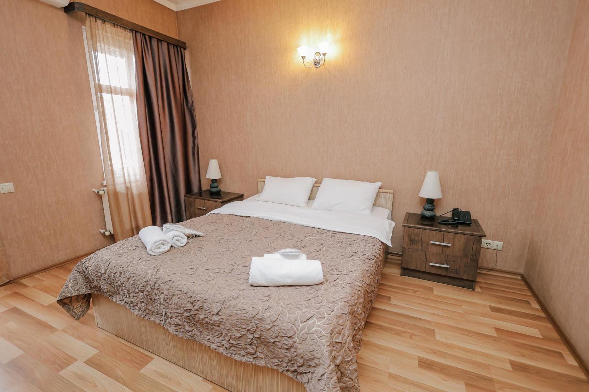 Hotel Darchi Tbilisi Buitenkant foto