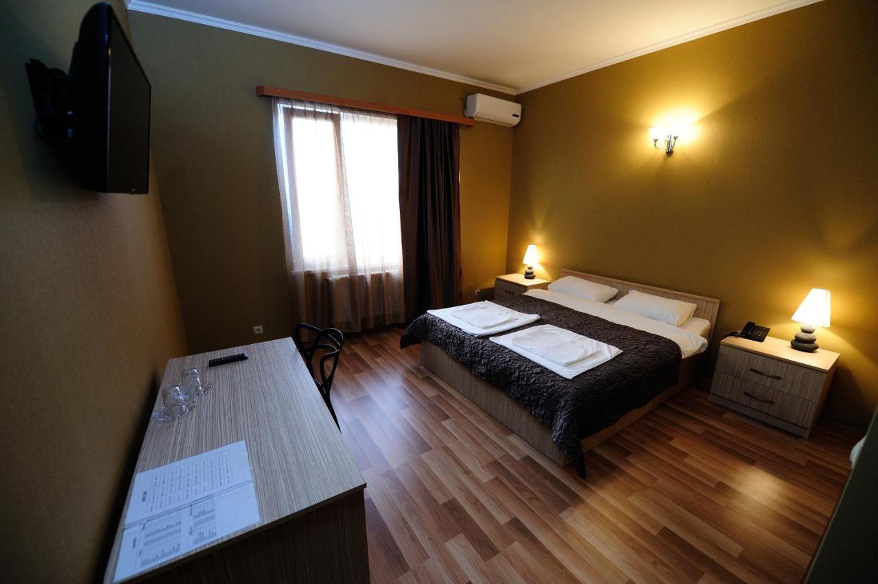 Hotel Darchi Tbilisi Buitenkant foto